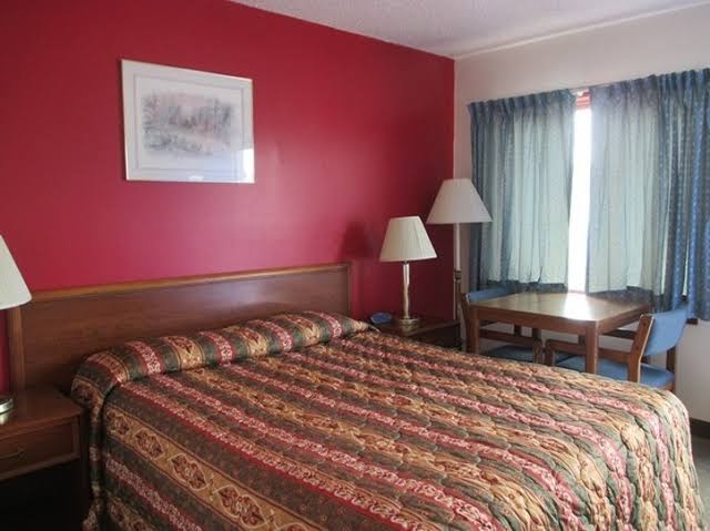 Sparta Inn