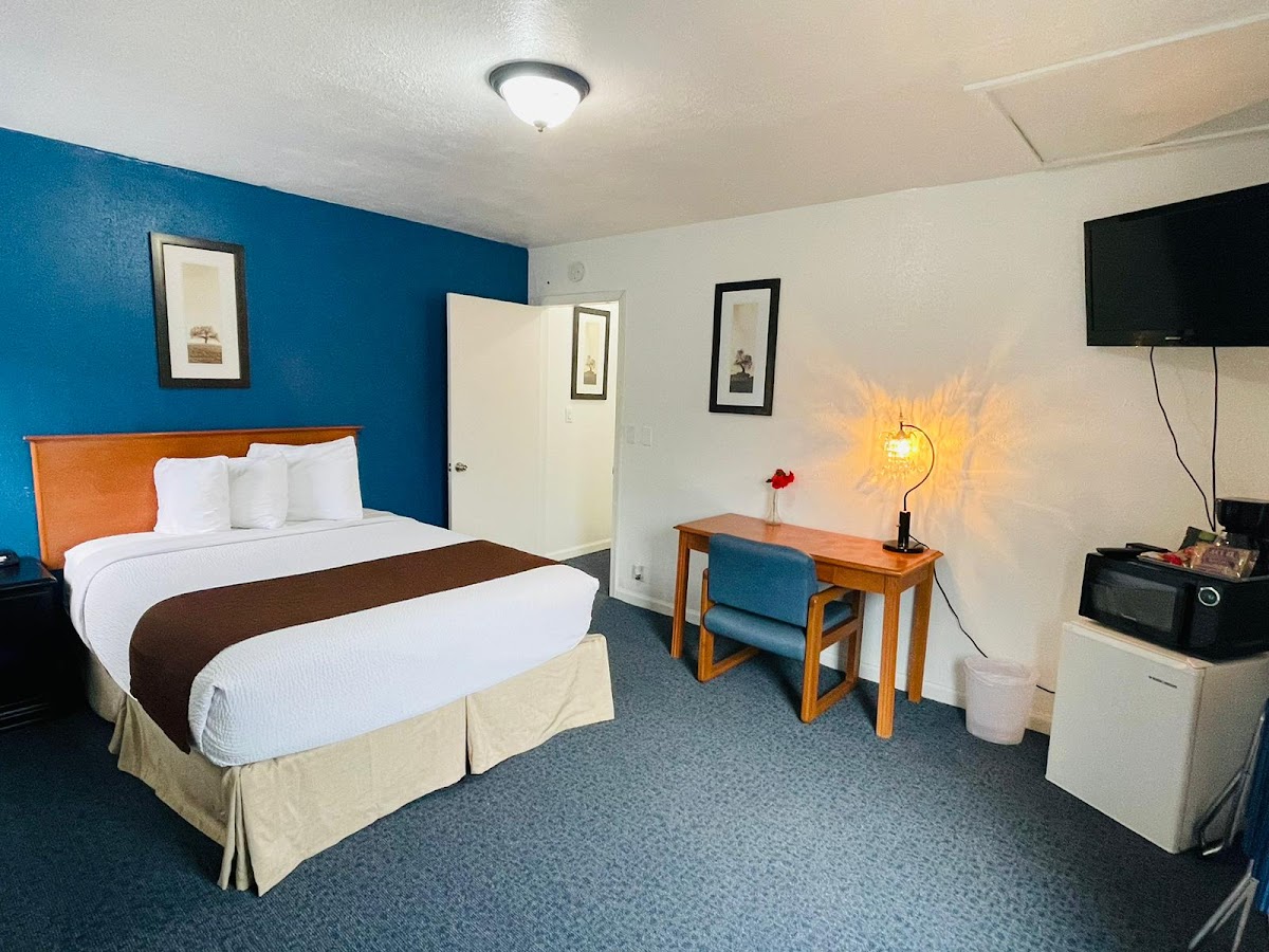 Sparta Inn