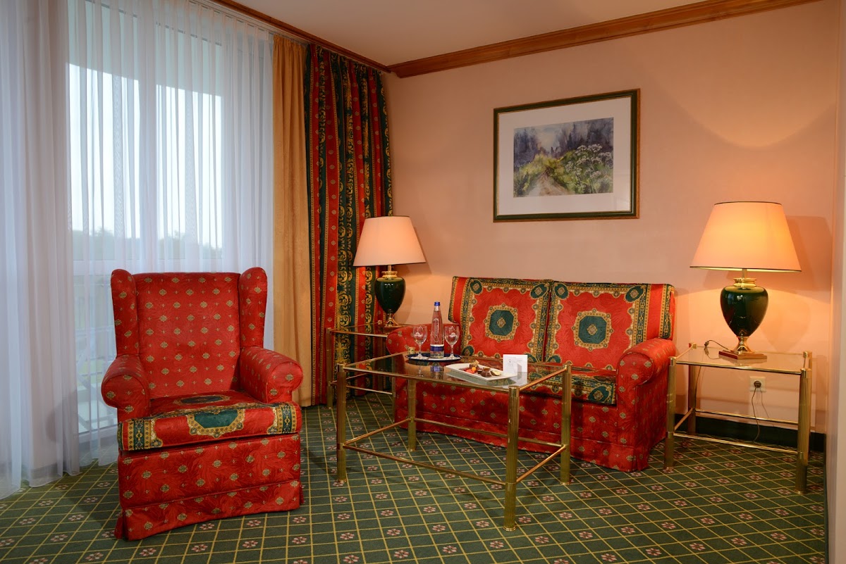 The Monarch Hotel