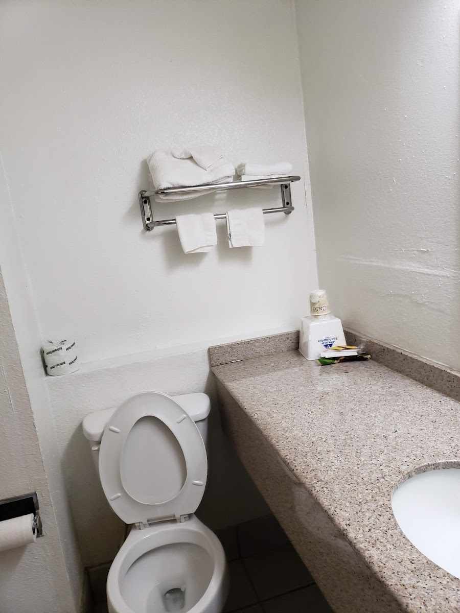 Americas Best Value Inn & Suites South Boston