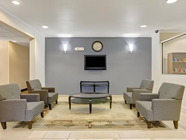 Stay Express Inn & Suites Union City Near Atlanta Airport