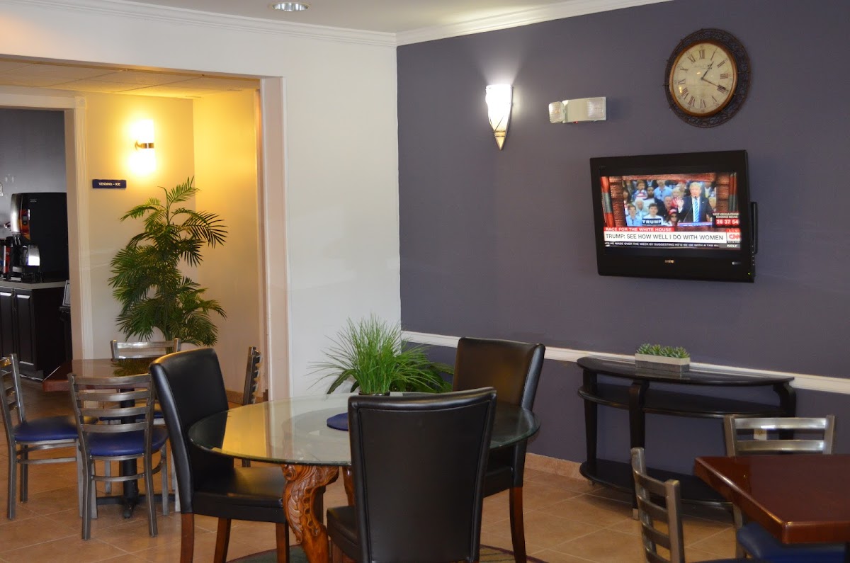 Stay Express Inn & Suites Union City Near Atlanta Airport