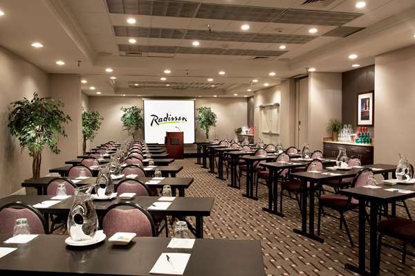 Radisson Hotel Phoenix Airport