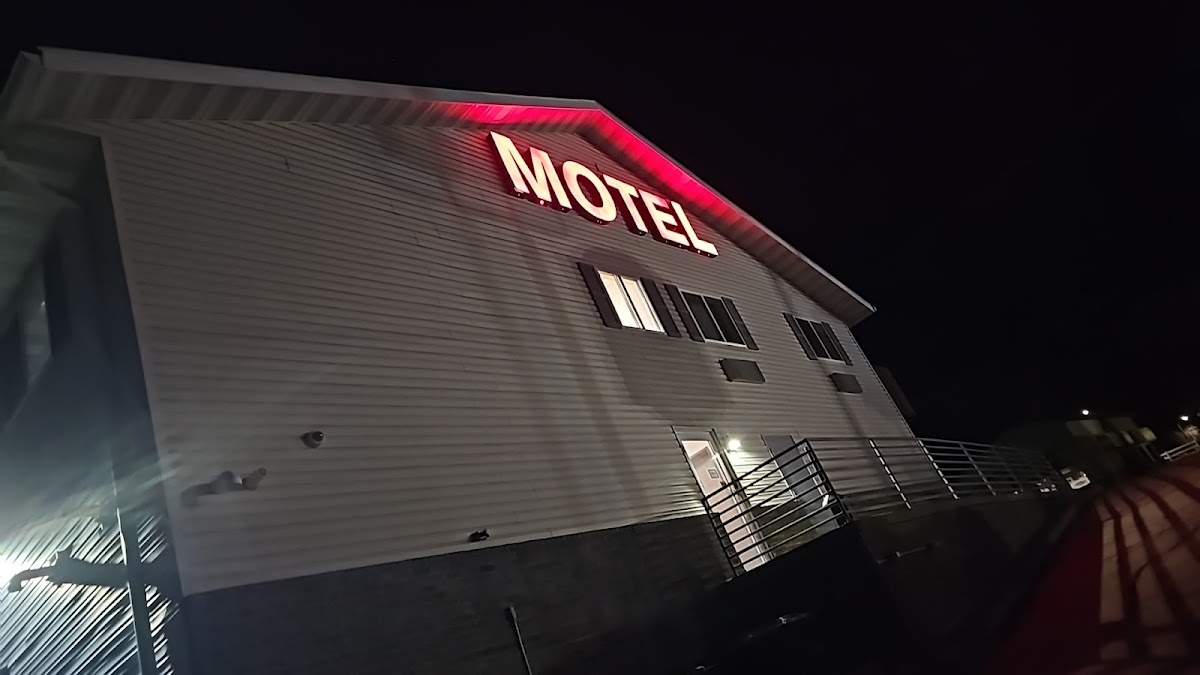 Best Rest Inn & Suites