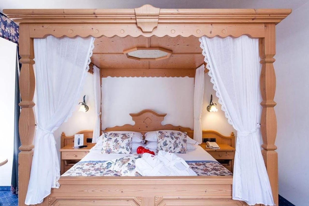 Hotel Vienna San Martino di Castrozza 3 Stars