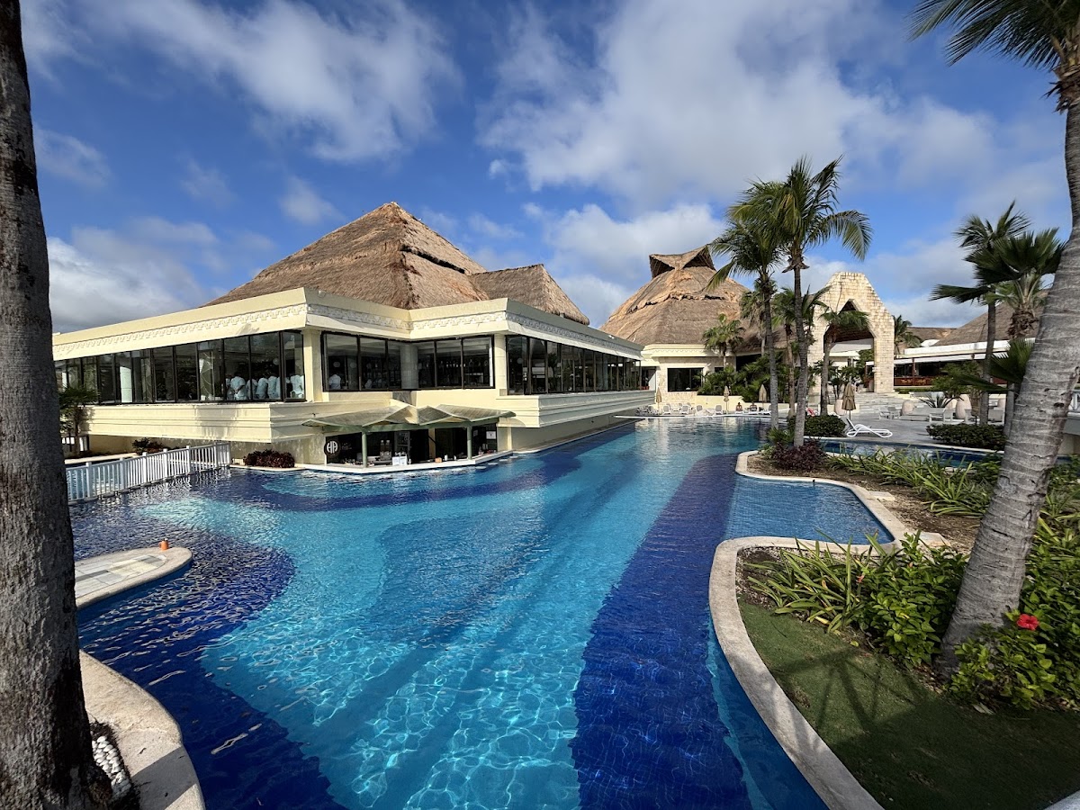 Bahia Principe Luxury Akumal