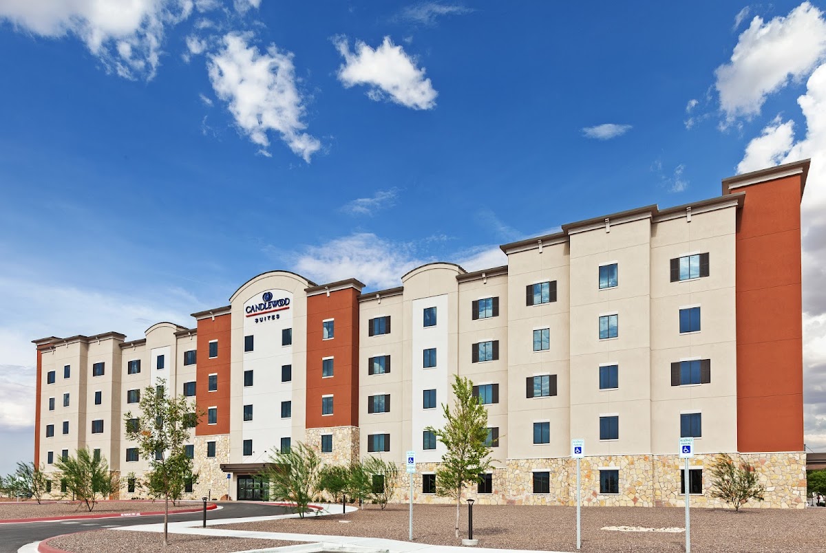 Candlewood Suites Building 11193