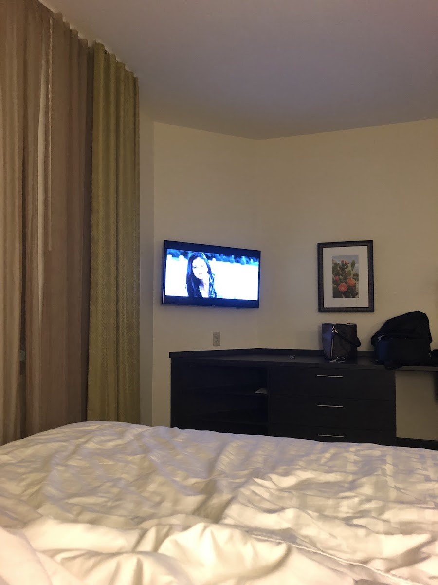 Candlewood Suites Building 11193