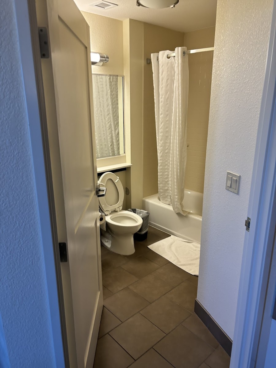 Candlewood Suites Building 11193