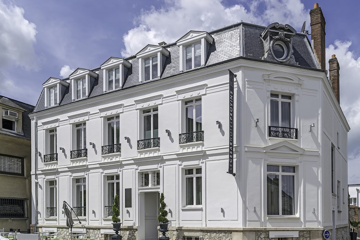 Le Cesar Hotel