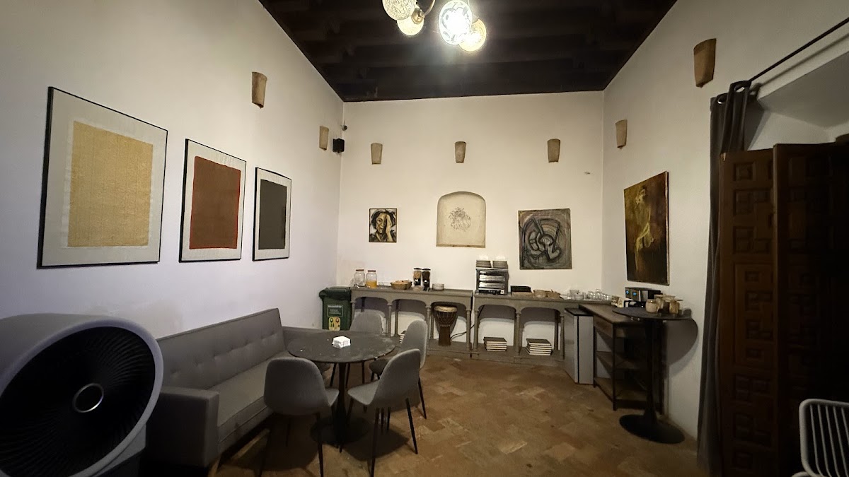 Hostal Café FRENTEABASTOS