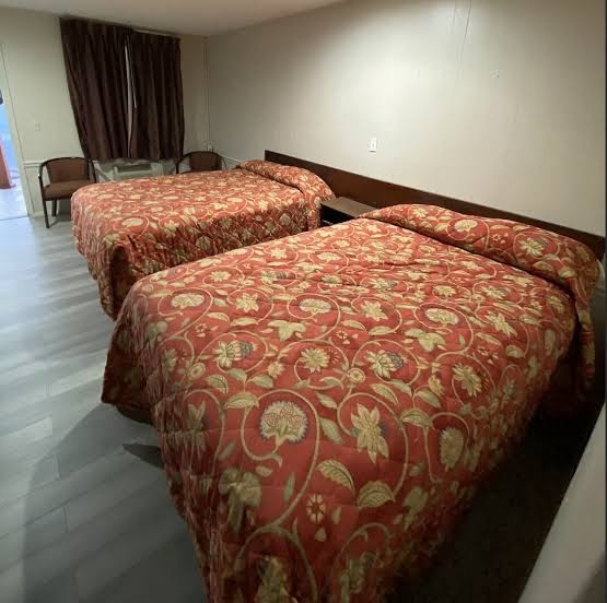 Travelers Motel