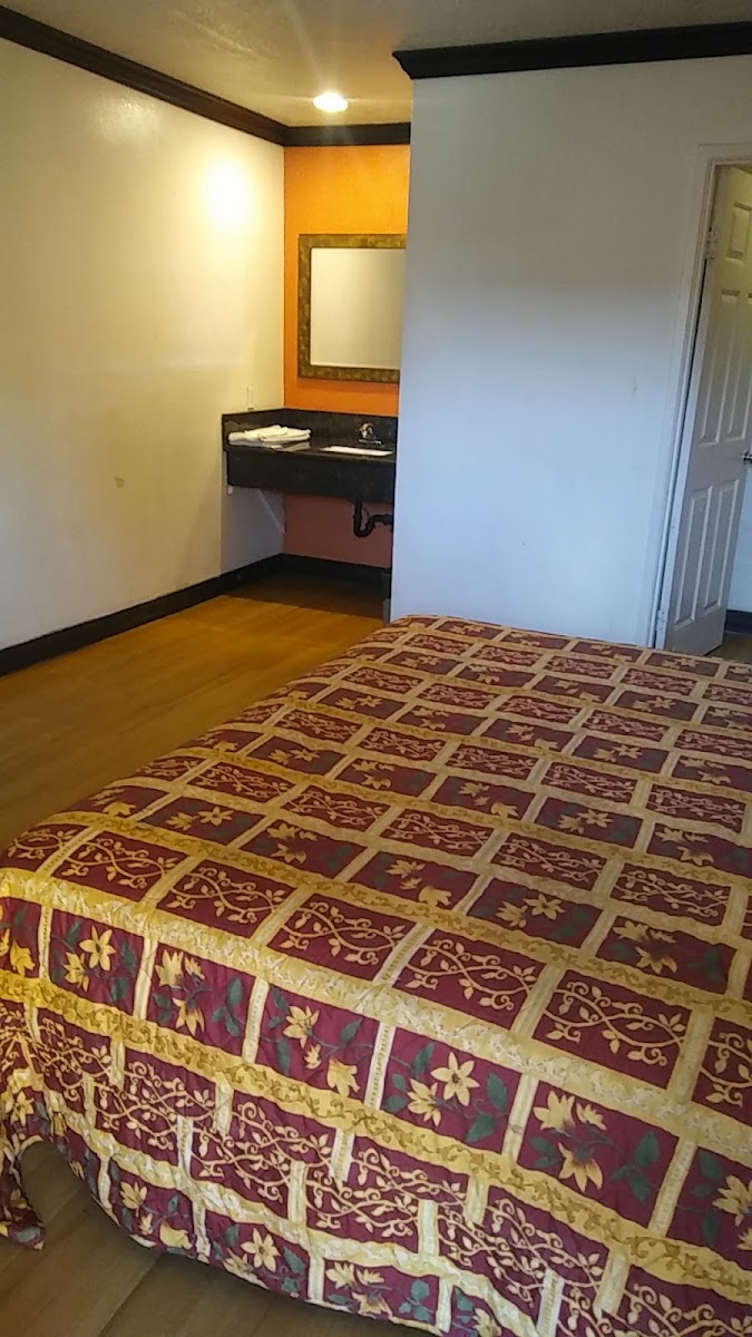 Classic Motor Inn