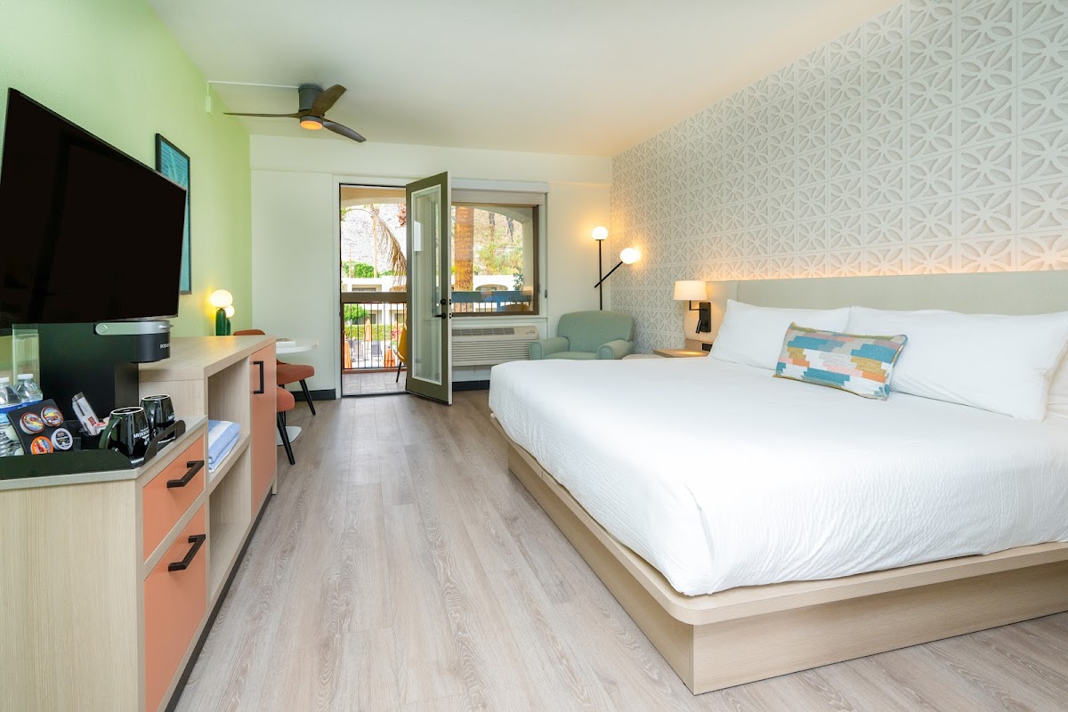 Palm Mountain Resort & Spa