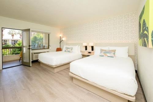 Palm Mountain Resort & Spa