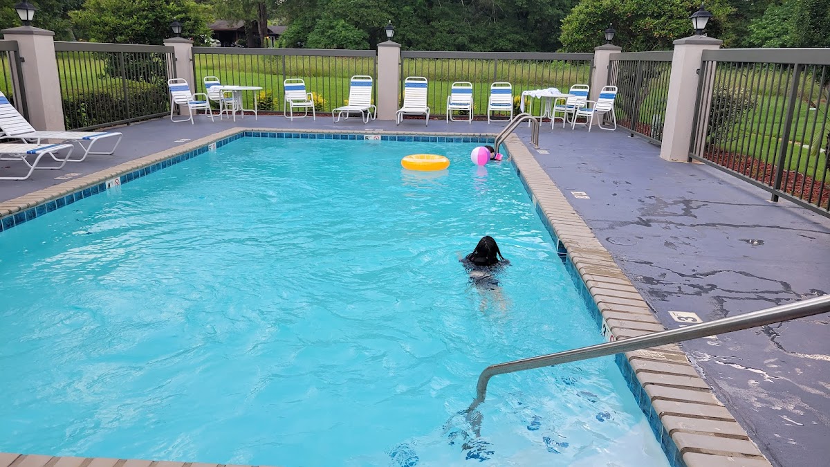 La Quinta Inn & Suites by Wyndham Jackson Airport