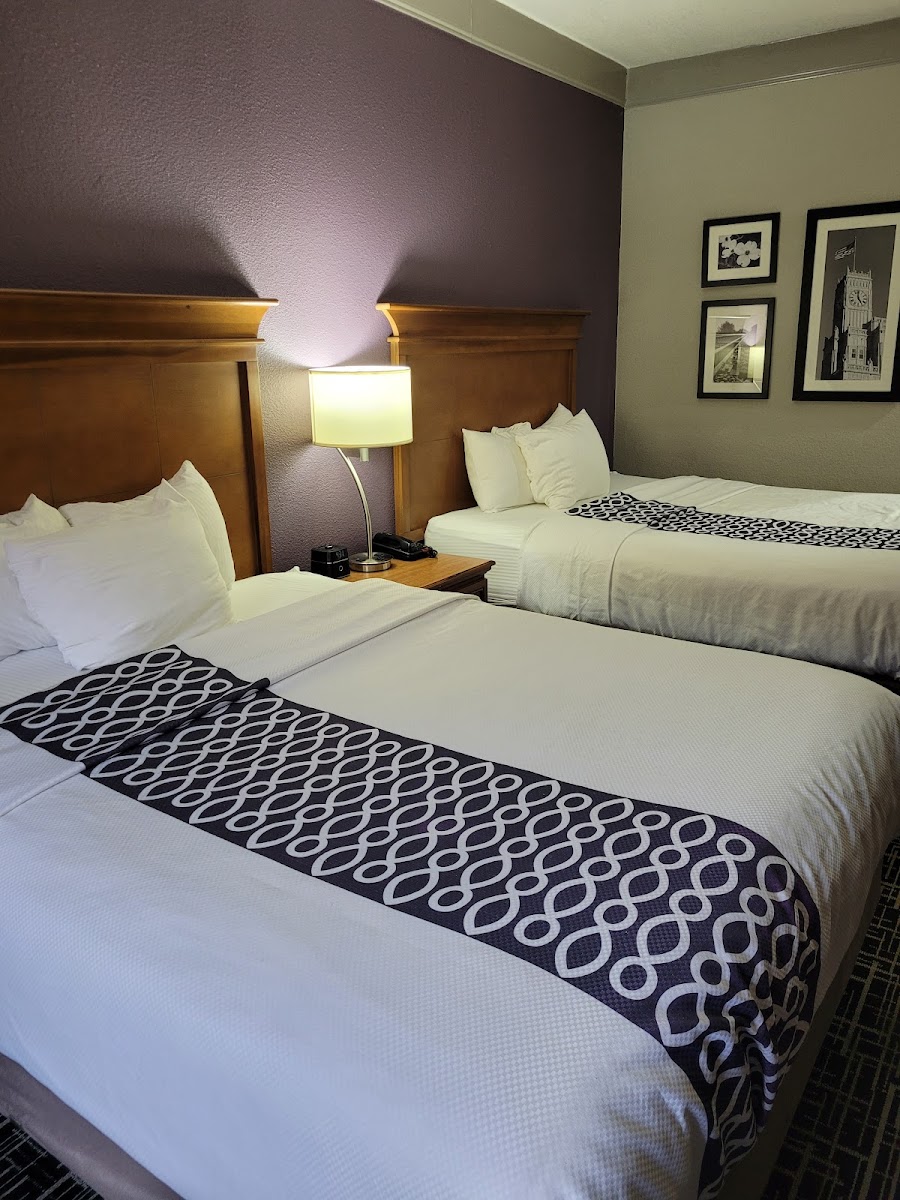 La Quinta Inn & Suites by Wyndham Jackson Airport