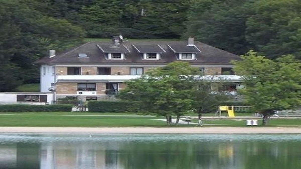 Hotel Restaurant La Chaumière Du Lac