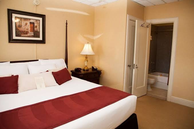 Genetti Hotel, SureStay Collection by Best Western