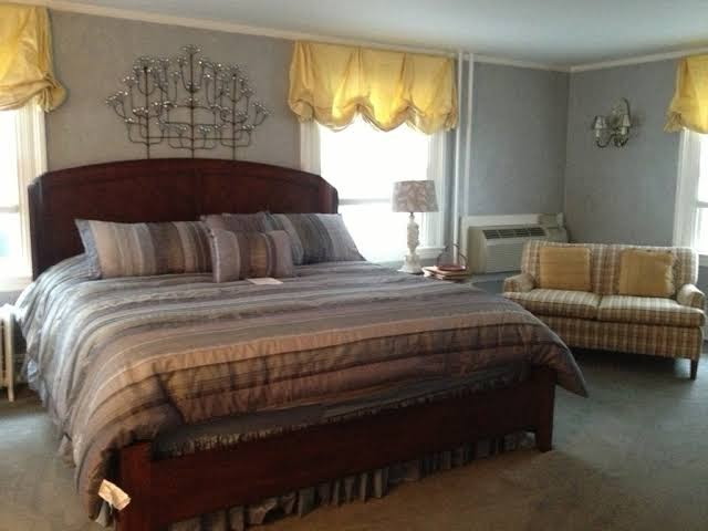 Roger Sherman Inn