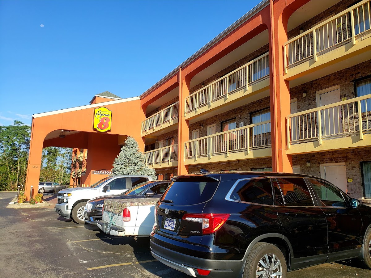 Super 8 by Wyndham Hermitage Nashville