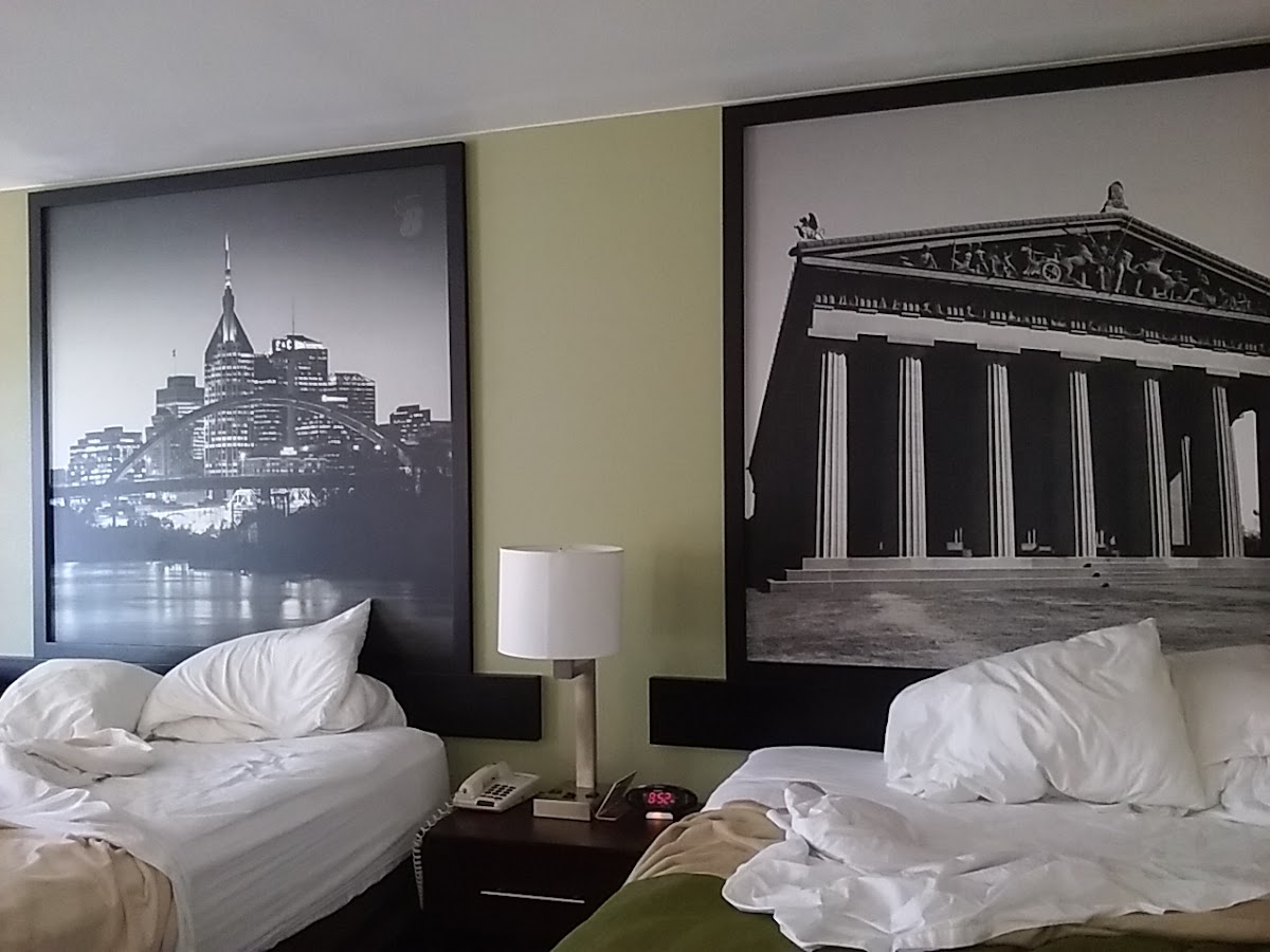 Super 8 by Wyndham Hermitage Nashville