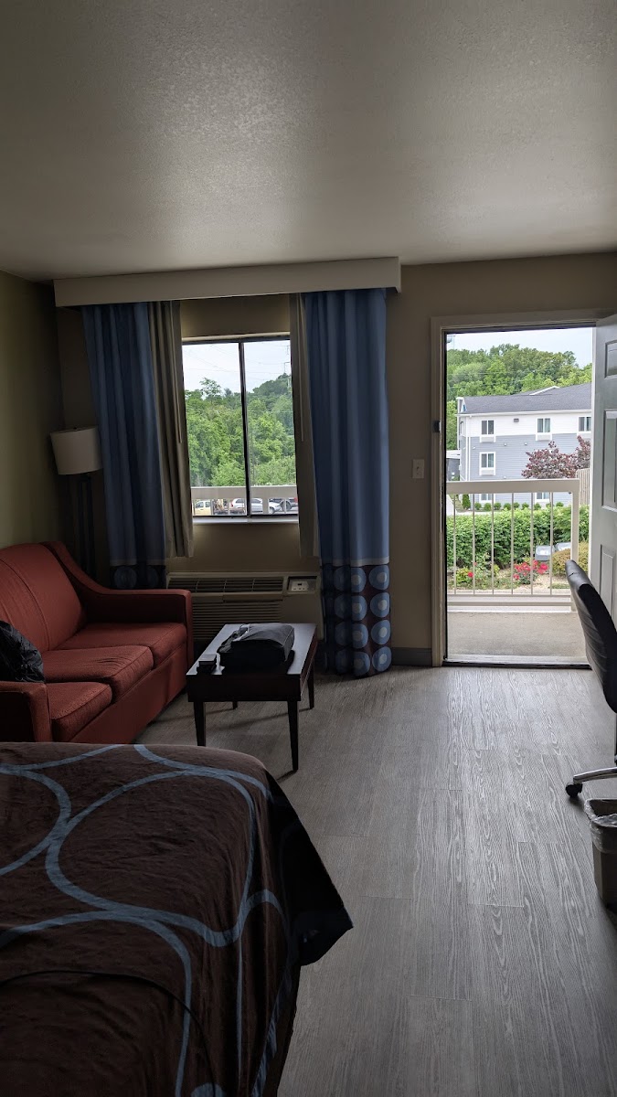 Super 8 by Wyndham Hermitage Nashville