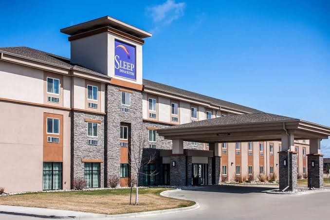 Sleep Inn & Suites Devils Lake