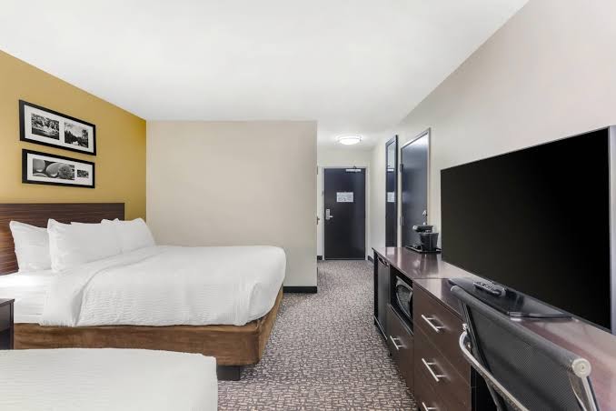 Sleep Inn & Suites Devils Lake