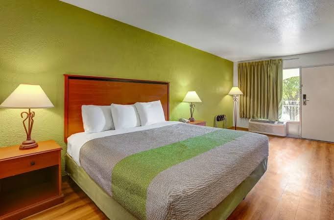 Econo Lodge Sonora