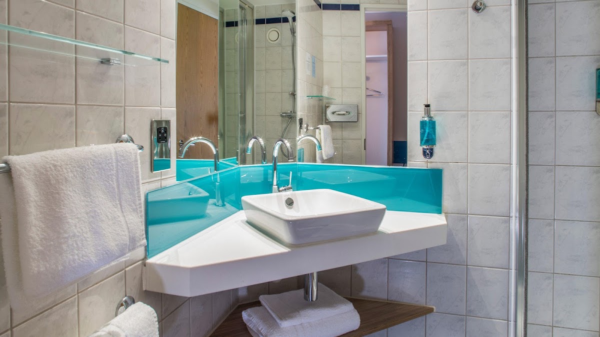 Holiday Inn Express Oxford - Kassam Stadium by IHG