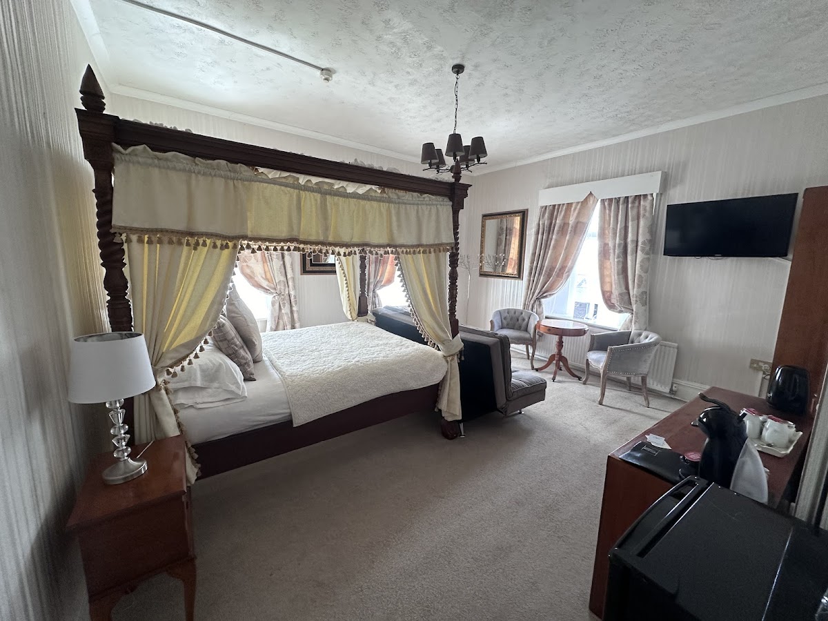 Hotel Commodore