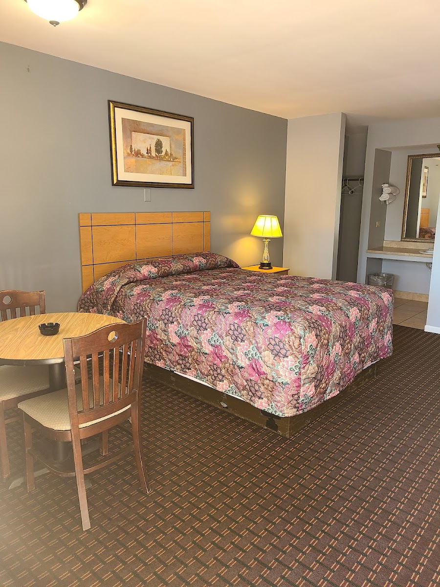 Clayton Motel