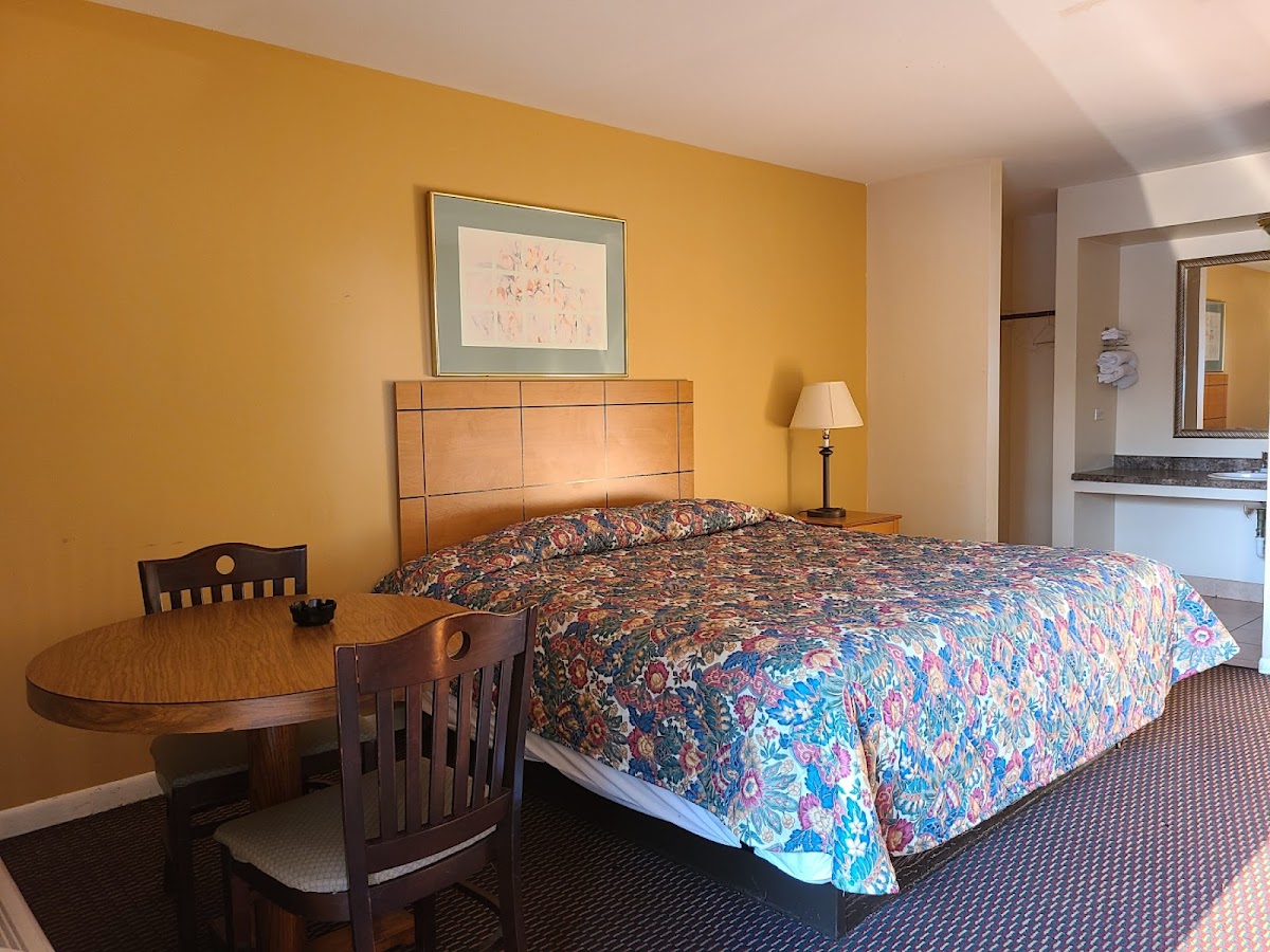 Clayton Motel