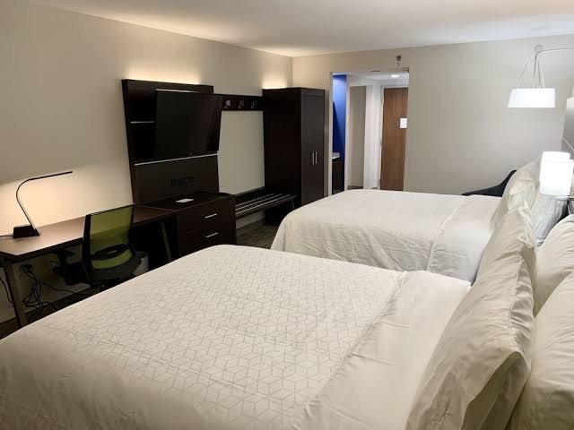 Holiday Inn Express & Suites Longview North by IHG