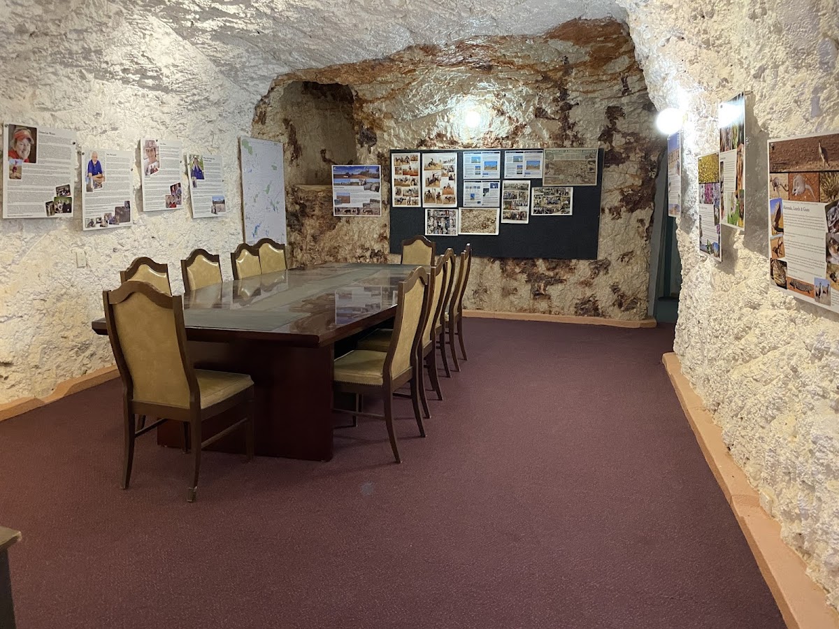 White Cliffs Underground Motel