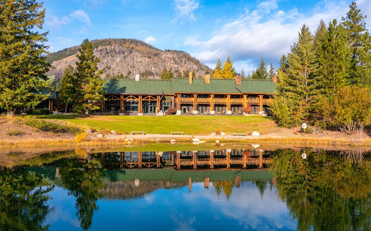 Freestone Inn & Cabins
