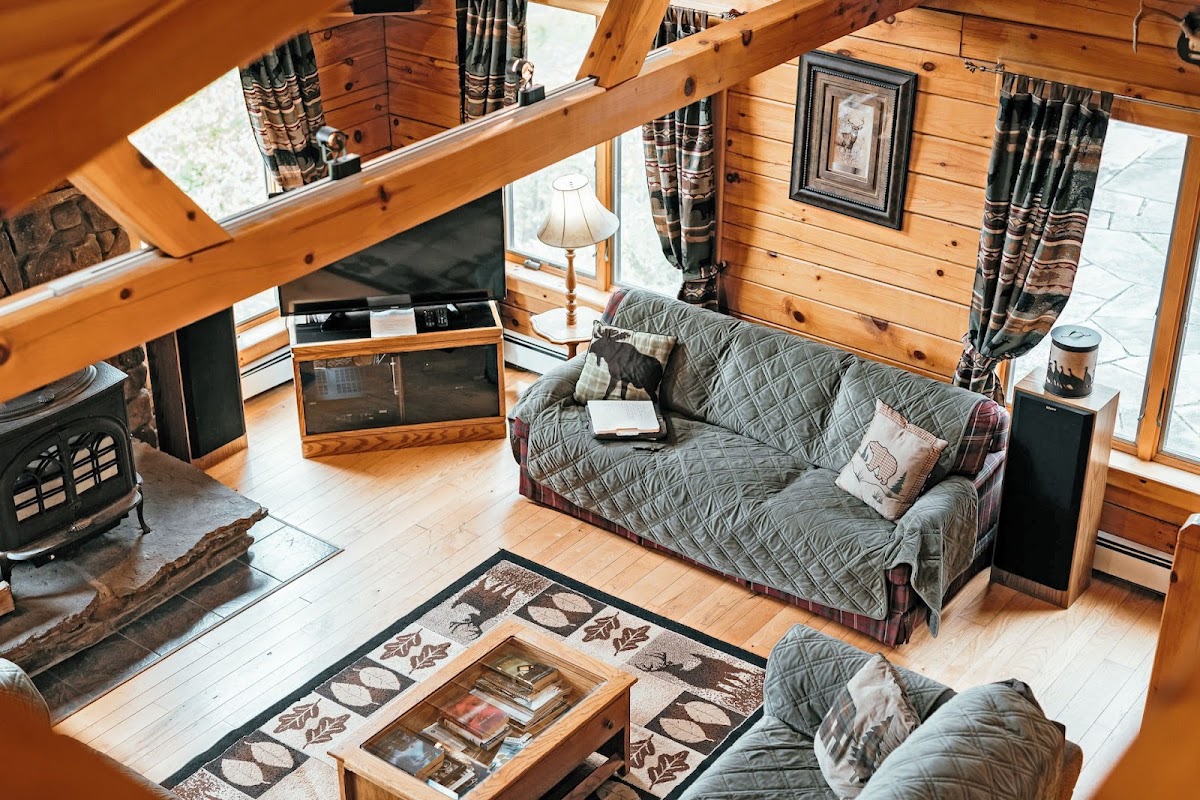 Freestone Inn & Cabins