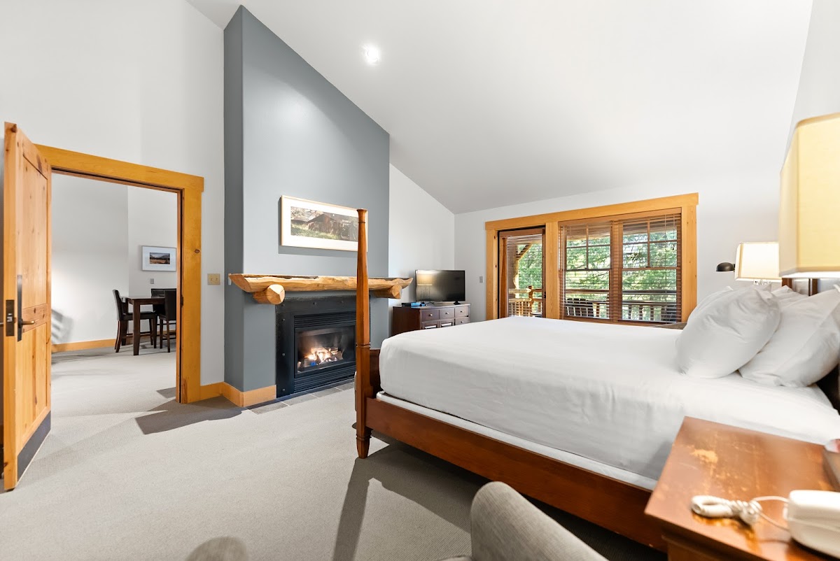 Freestone Inn & Cabins