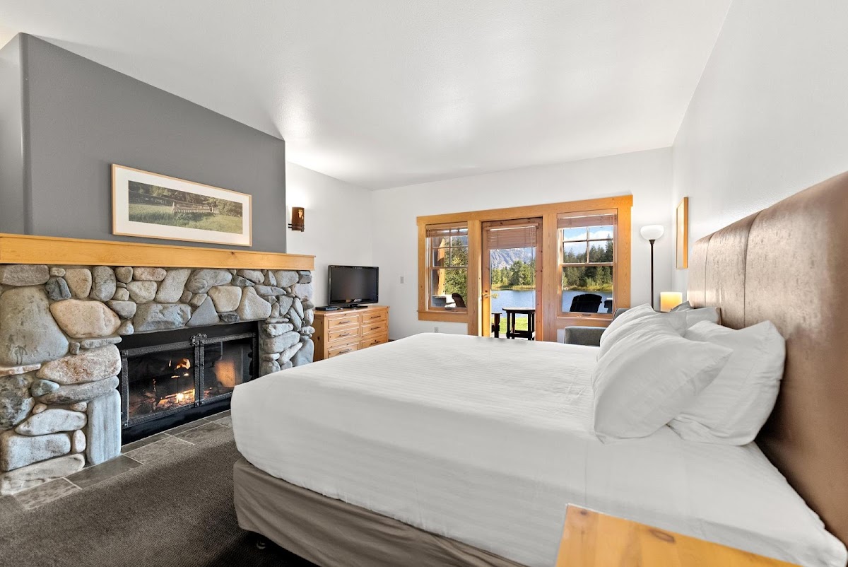 Freestone Inn & Cabins