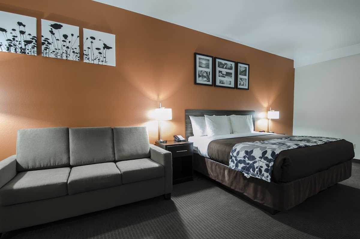 Sleep Inn & Suites And Conference Center Downtown