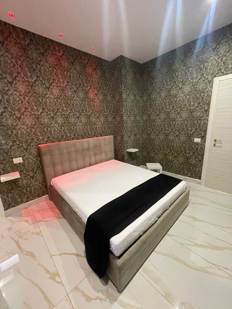 Life Hotel