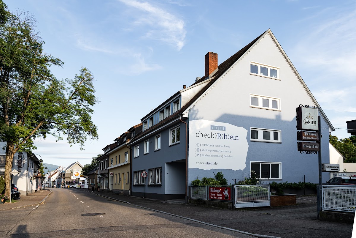 Hotel Check Rhein