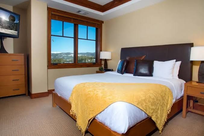 One Ski Hill Place