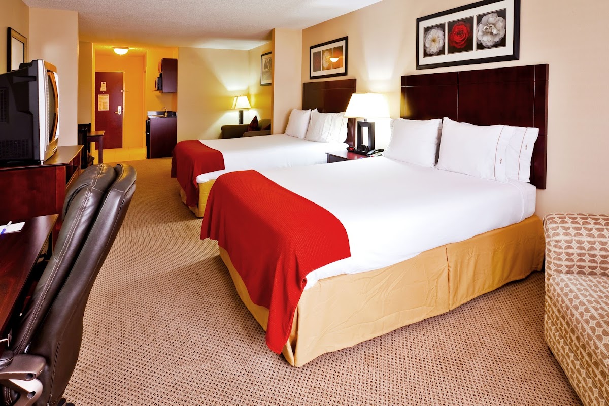 Holiday Inn Express & Suites Dickson by IHG
