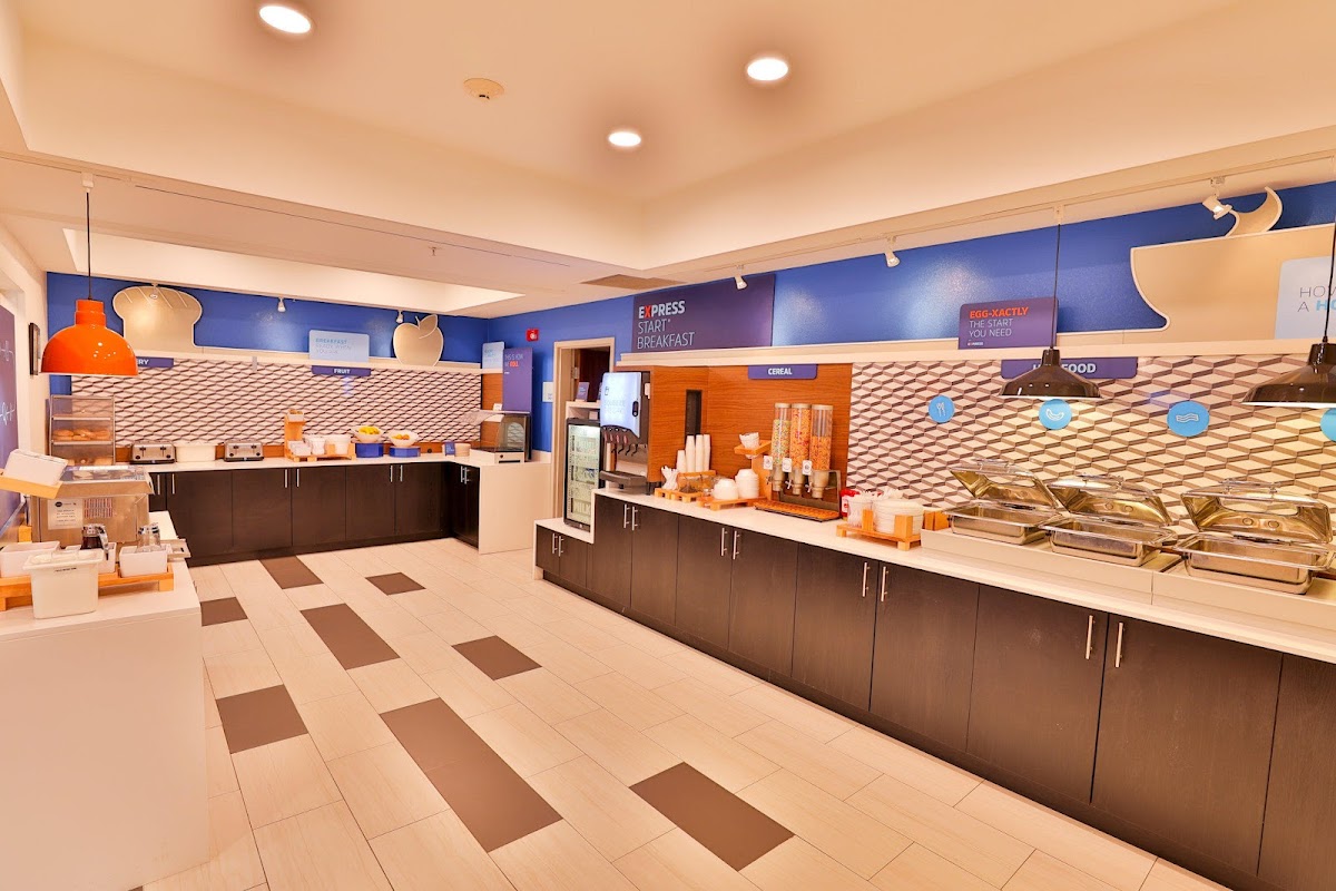 Holiday Inn Express & Suites Dickson by IHG