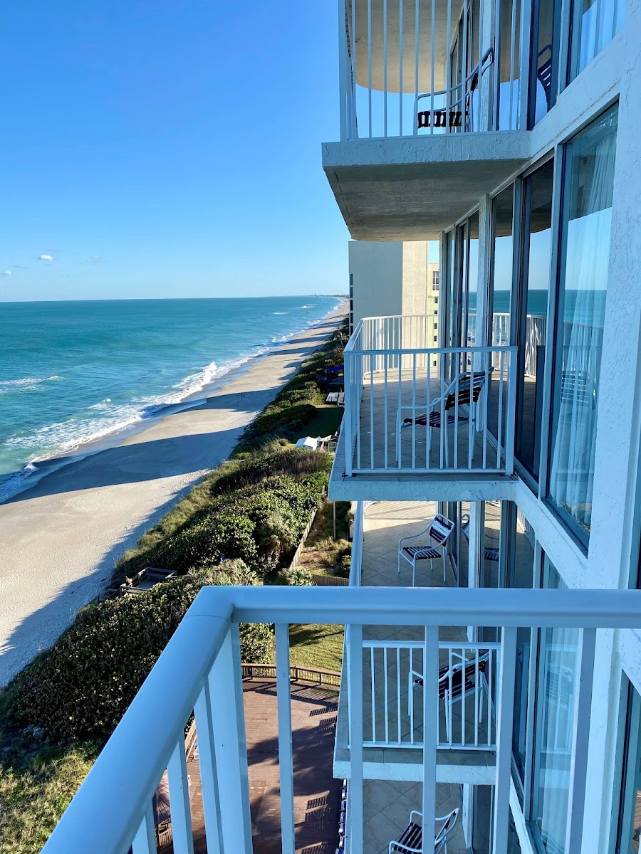 Radisson Suite Hotel Oceanfront