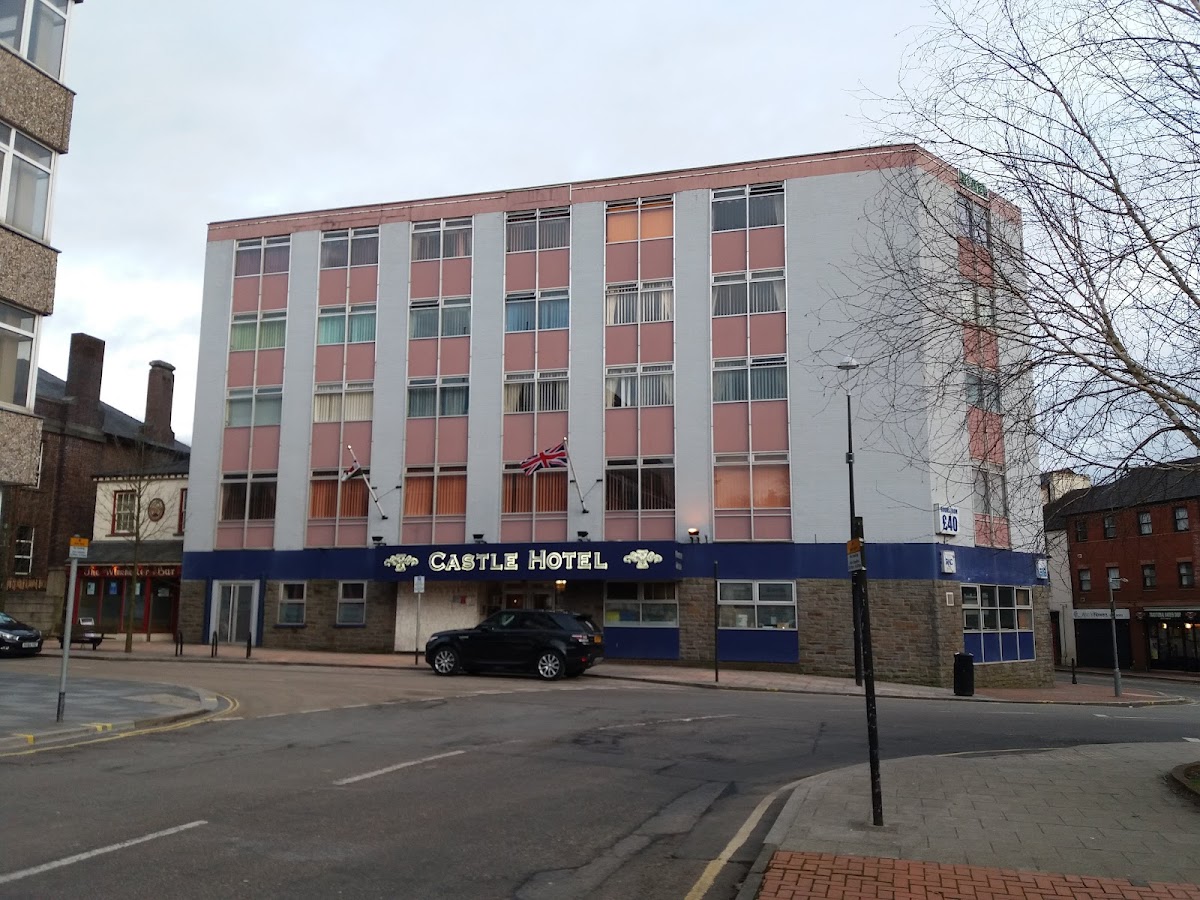 Castle Hotel