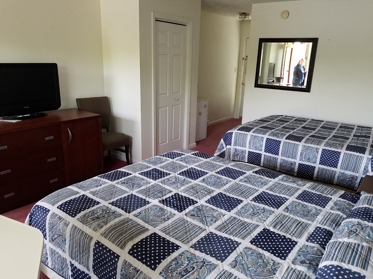 Westlake Waterfront Inn