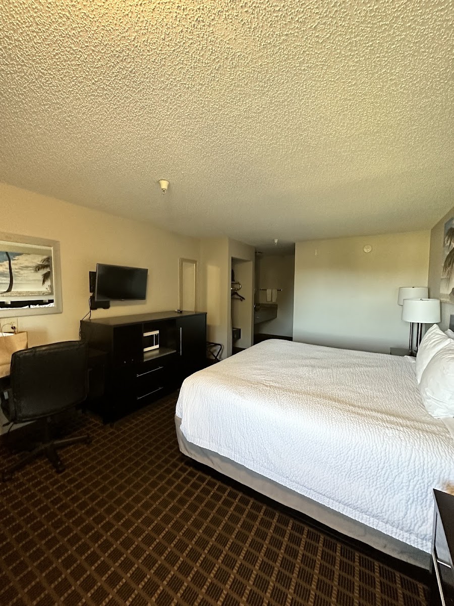 Days Inn by Wyndham Marietta White Water